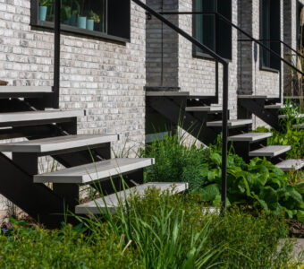 Een mooie entree met Holonite Traptreden!